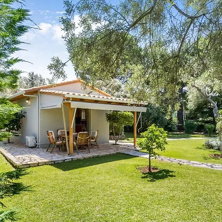 Апартаменты Polys Lefkada 2 *