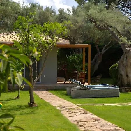 Апартаменты Polys Lefkada 2 Apolpaina